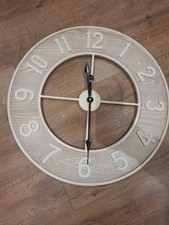 Beautiful Large 60cm Wall